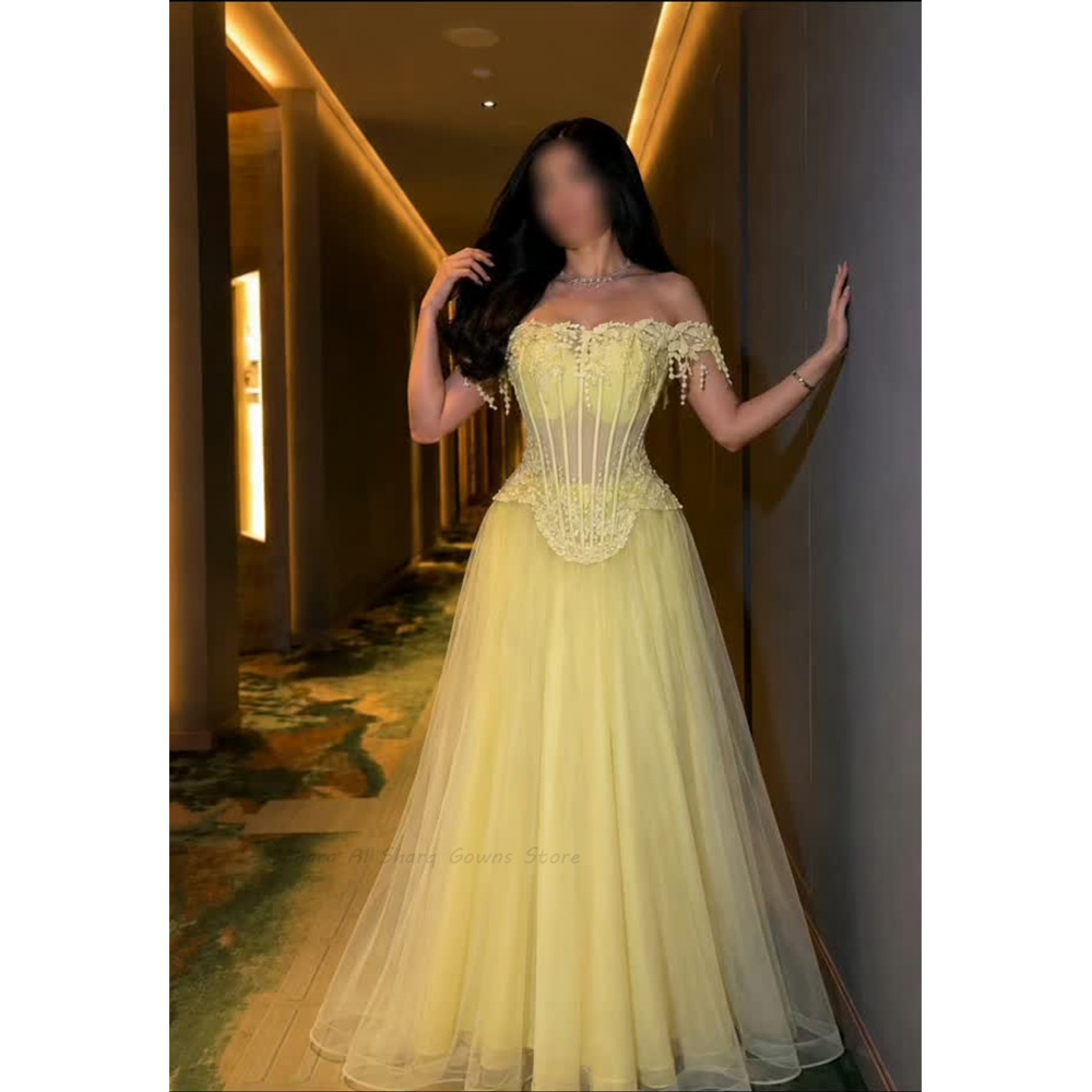 Embroidery Yellow Dress - Gaun Malam Warna Kuning Pucat, Model
