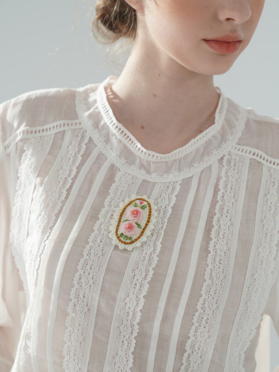 Blus Putih Tipis 100% Ramie 10 - Embroidery Rose ulasan dan harga